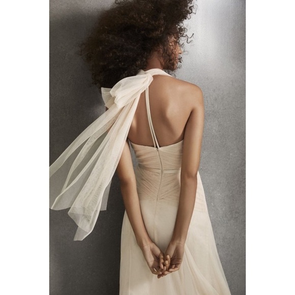 NWT White Vera Wang Pleated Bobbin Net Bridesmaid Dress in Champagne Size 16 - Picture 3 of 15